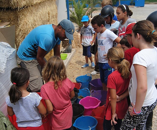 14 niños y niñas participan en el 