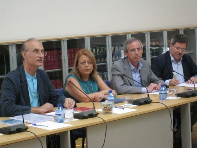 El Consejo Escolar de la Región de Murcia aprueba la memoria del curso 2013/2014 - 2, Foto 2