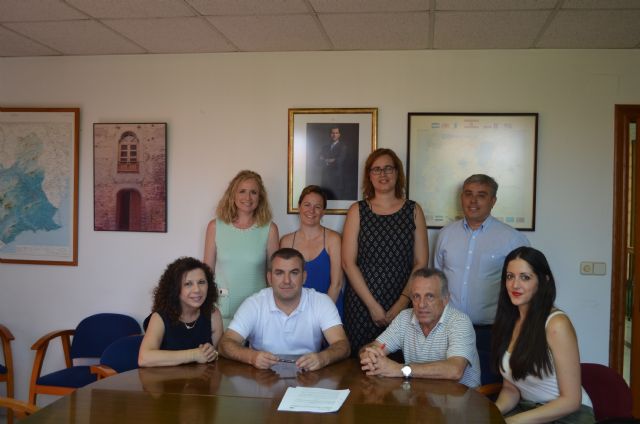 El Ayuntamiento de Alguazas firma un convenio de Teleasistencia Domiciliaria con Cruz Roja - 1, Foto 1