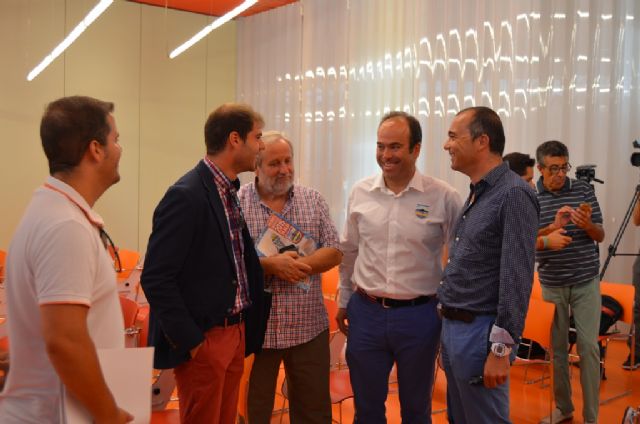 El edil de Deportes, Carlos Albaladejo destacó el valor deportivo, turístico y solidario del Cross Cabo de Palos - 1, Foto 1