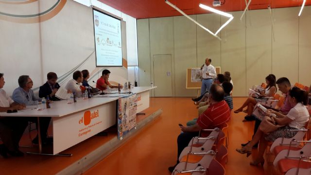 El edil de Deportes, Carlos Albaladejo destacó el valor deportivo, turístico y solidario del Cross Cabo de Palos - 2, Foto 2