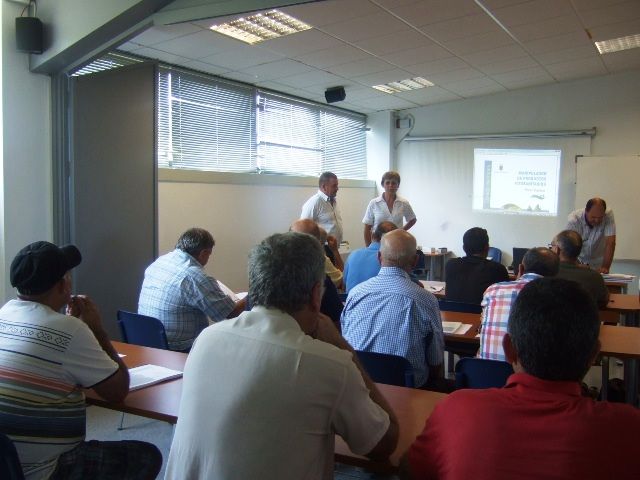 A new course on "Basic Level pesticides Pesticides" is inaugurated in the Local Development Centre, Foto 4