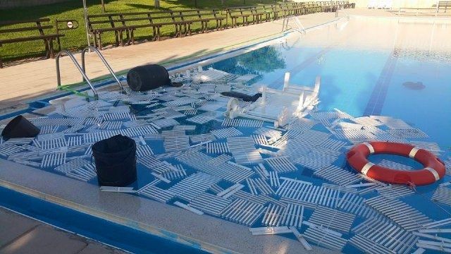 Strangers made vandalizing pools Sports Complex "Guadalentn Valley", in the hamlet of El Paretn-Cantareros., Foto 5