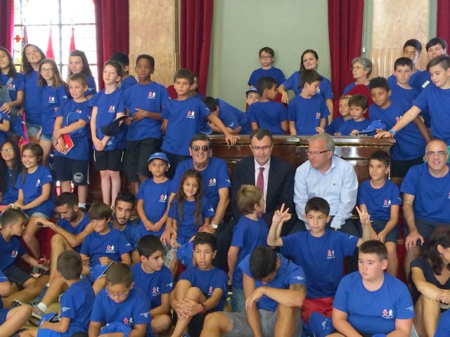 Los niños se hacen dueños del Ayuntamiento - 1, Foto 1