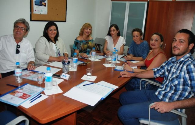 Los trabajadores sociales participarán en las decisiones de la Consejería de Familia e Igualdad de Oportunidades - 1, Foto 1