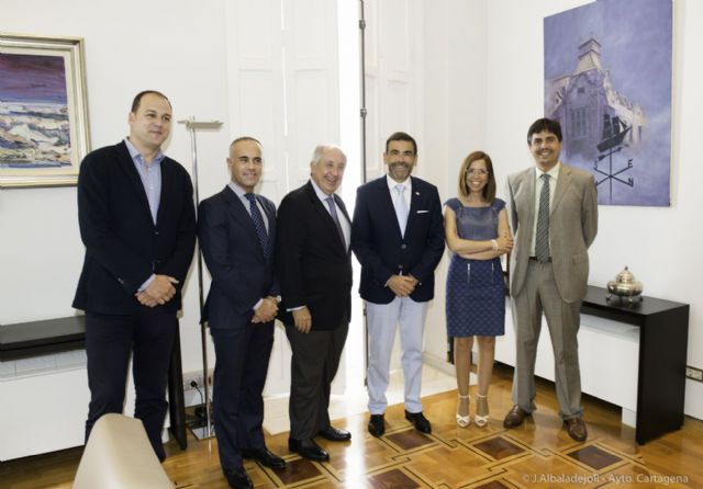 El alcalde repasa con responsables de La Manga Club las prioridades del complejo - 2, Foto 2