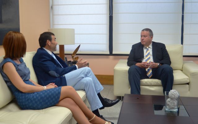 El consejero de Fomento e Infraestructuras se reúne con el alcalde de Cartagena - 1, Foto 1