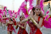 La msica y el tradicional desfile de carrozas ponen fin a las Fiestas de Lorqu 2015