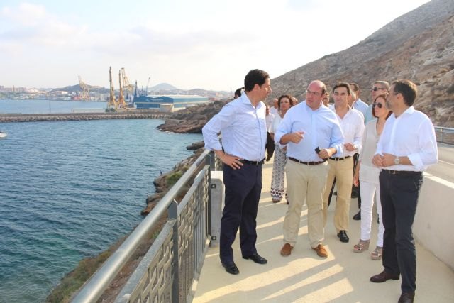 El acondicionamiento de un tramo de carretera entre el muelle de la Curra y Cala Cortina mejorará la seguridad vial de peatones y vehículos - 2, Foto 2