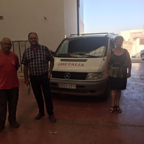 El alcalde y la Concejala de Desarrollo Econmico y Presidenta de PROINVITOSA inician una ronda de visitas a empresas del Polgono - 3