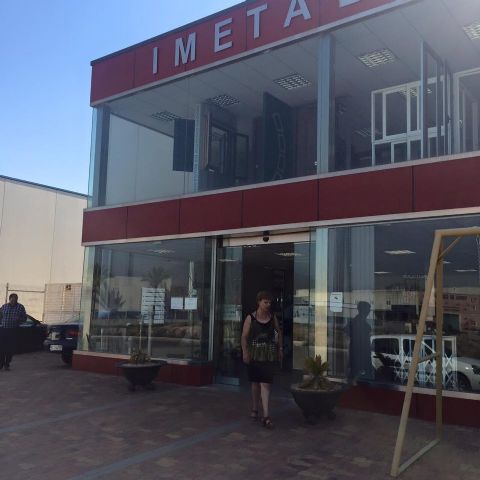 El alcalde y la Concejala de Desarrollo Econmico y Presidenta de PROINVITOSA inician una ronda de visitas a empresas del Polgono - 5