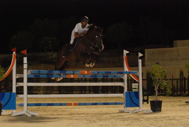 Martínez Bastida copa premios en la primera jornada de la liga de Verano Aros - 2, Foto 2