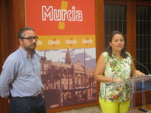 La Policía Local vigila los 175 centros educativos del municipio para evitar actos vandálicos y garantizar su conservación durante el verano - 1, Foto 1