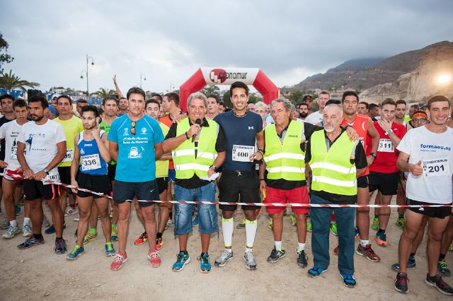 280 corredores participan en la XXII Carrera Nocturna por la Vida, celebrada en Bolnuevo, Foto 1