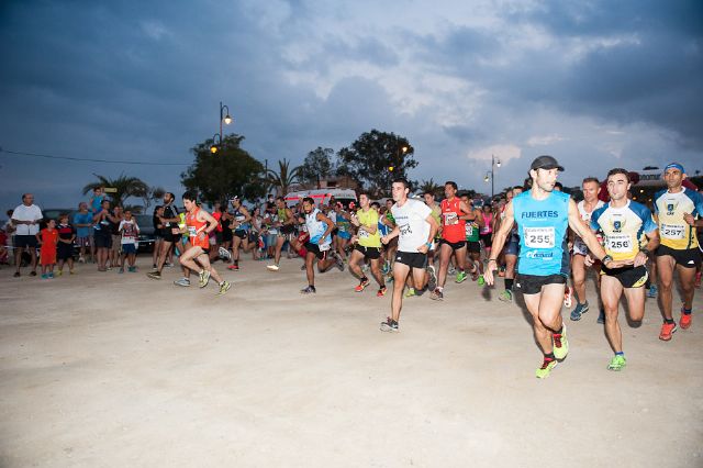 280 corredores participan en la XXII Carrera Nocturna por la Vida, celebrada en Bolnuevo, Foto 2