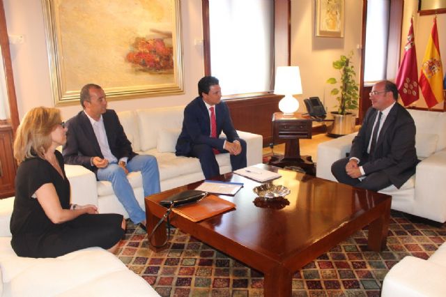 El alcalde traslada al presidente regional varias demandas de apoyo de la Comunidad Autónoma sobre distintas cuestiones de interés municipal - 1, Foto 1
