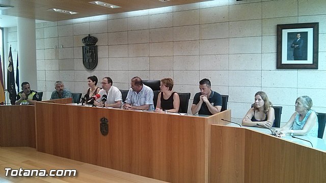Se restituyen las retribuciones de nocturnos y festivos a los empleados públicos municipales, que fueron suspendidas en junio del 2012 - 1, Foto 1