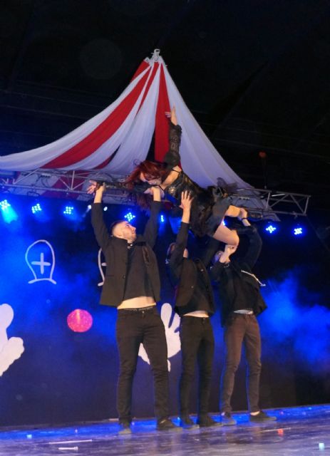 Kimera cerró las Semanas Culturales 2015 torreñas con su circo - 1, Foto 1