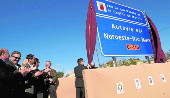 Los socialistas de Caravaca denuncian que la amortización de la autovía a Murcia resta inversiones a la comarca del Noroeste - 1, Foto 1
