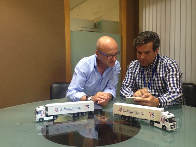 El consejero de Desarrollo Económico reitera el apoyo del Gobierno regional a la empresa ´El Mosca´ - 1, Foto 1