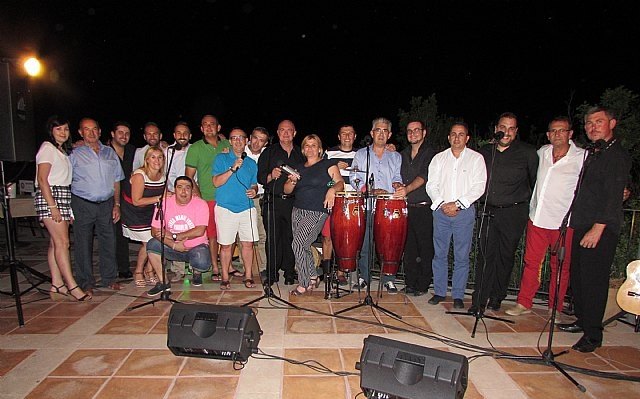 La Hermandad de Santa María Cleofé celebró su tradicional cena de verano, Foto 1