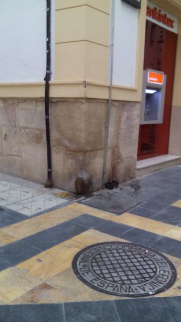 El Ayuntamiento realiza una intervención de choque en calles y plazas de toda la ciudad - 1, Foto 1