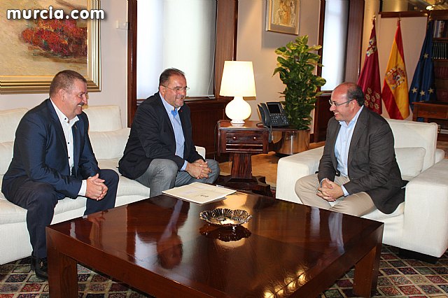 El alcalde solicita la ayuda del Gobierno regional para afrontar la “difcil y muy preocupante” situacin econmico-financiera municipal - 9