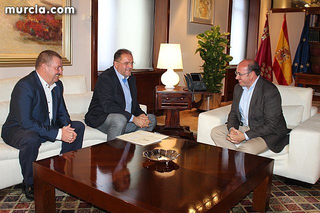 El alcalde solicita la ayuda del Gobierno regional para afrontar la “difícil y muy preocupante” situación económico-financiera municipal, Foto 1