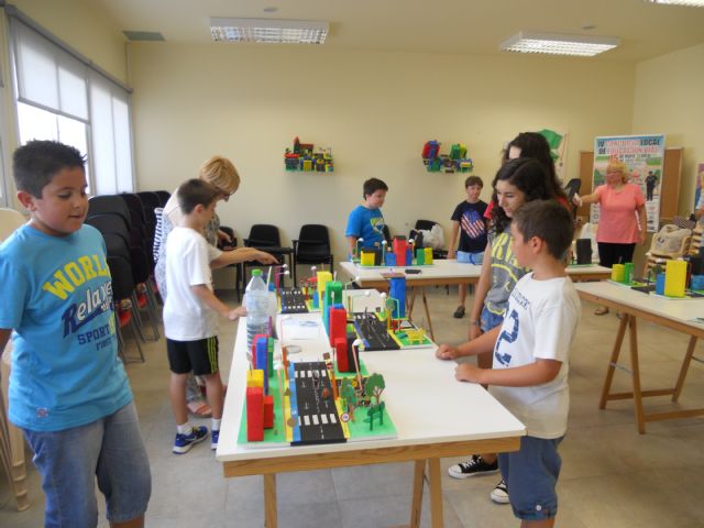 Entrega de diplomas a los alumnos del Parque Infantil de Trfico, Foto 6
