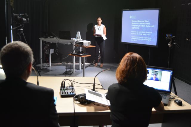 Una tesis plantea que los parques eólicos y los hogares atenúen los desequilibrios en la red eléctrica - 1, Foto 1