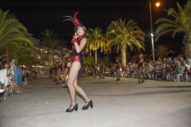 La Peña La Cañadica gana la III edición del Carnaval de Verano Puerto de Mazarrón, Foto 2