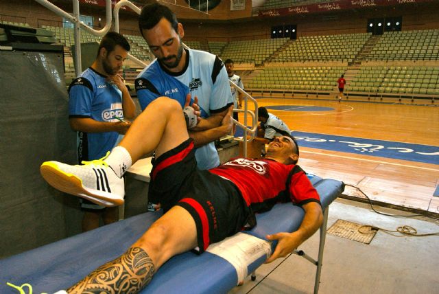 La plantilla se somete a los reconocimientos médicos en CardioSalus y test funcionales con el cuerpo técnico - 4, Foto 4