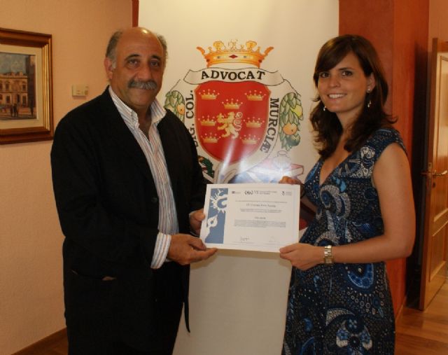El Colegio de Abogados de Murcia hace entrega del premio de la VII edición del Concurso de Microrrelatos de Abogados - 1, Foto 1