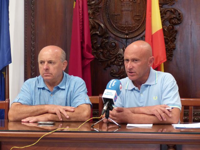 IU-Verdes muestra su rechazo a la última subida del agua - 1, Foto 1