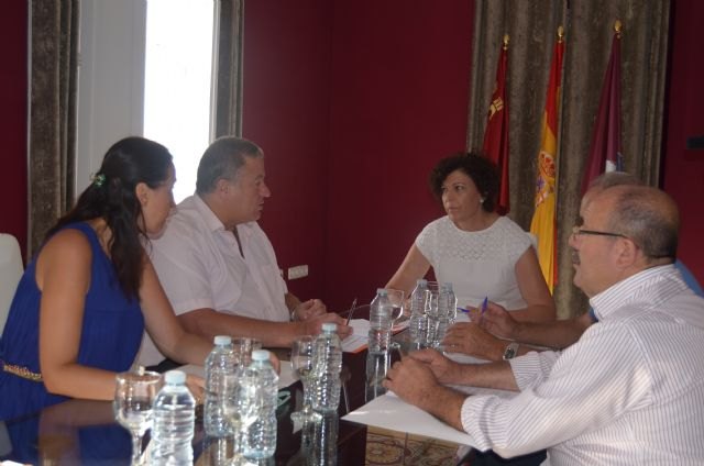 Fomento impulsará la construcción de una rotonda junto al Mercado Comarcal de Ganado de Puerto Lumbreras - 1, Foto 1