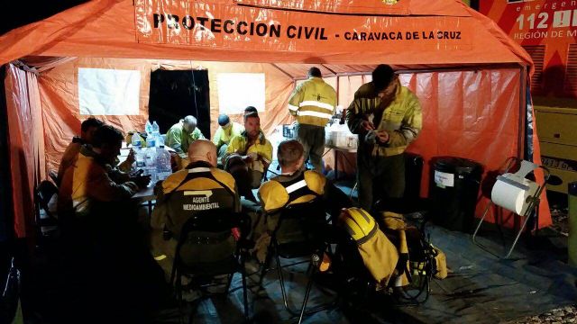 Protección Civil de Caravaca colabora en las labores de extinción del incendio de Zarcilla de Ramos - 2, Foto 2