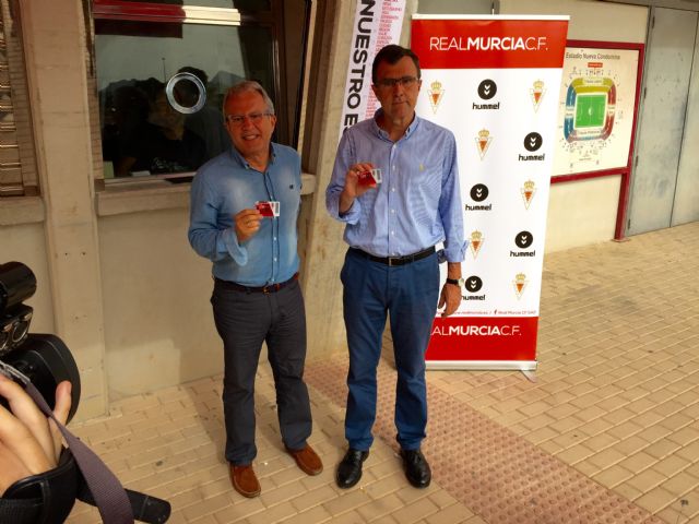 Ballesta muestra su respaldo al Real Murcia para que dure, al menos, 100 años más - 3, Foto 3