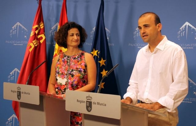 La consejera de Presidencia informa que un total de 173 efectivos continúan trabajando en los incendios de Lorca y Cieza - 1, Foto 1