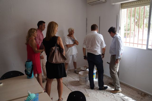 El Ayuntamiento torreño acomete trabajos de mejora en diversos colegios locales - 3, Foto 3