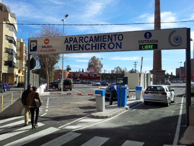 Las 250 plazas del parking de la Alameda de Menchirón se pueden utilizar gratuitamente hasta el 24 de agosto gracias a un acuerdo entre Poncemar y el Ayuntamiento - 1, Foto 1