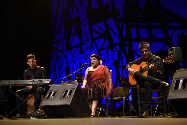 Los Fernández y Carlos Piñana rejuvenecen el flamenco en una noche única - 2, Foto 2