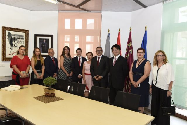 Visita institucional del vice embajador de Japón a La Unión - 2, Foto 2