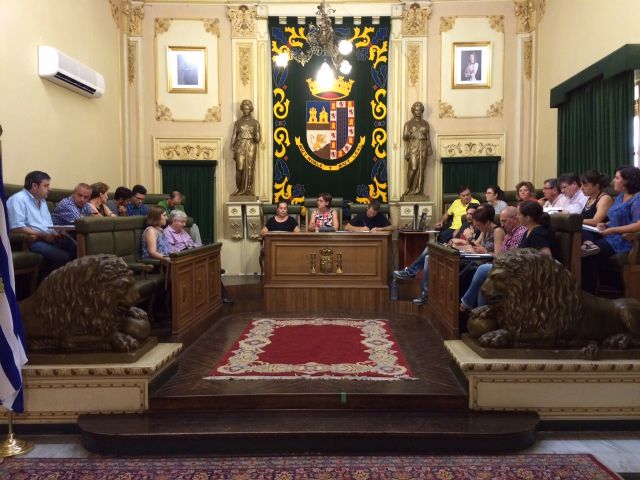 El pleno extraordinario aprueba el Plan Económico-Financiero 2015 - 1, Foto 1