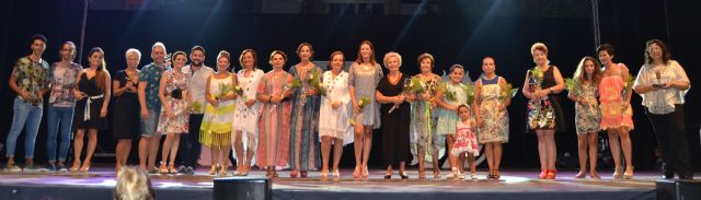 El grupo Mucho por Vivir se sube a la pasarela de la VI edición de la Gala Benéfica de la AECC - 1, Foto 1