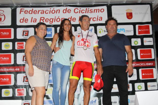 Martin, CC Santa Eulalia, m60 champion in 2015 Master Regional Championship in highway Fortuna, Foto 2