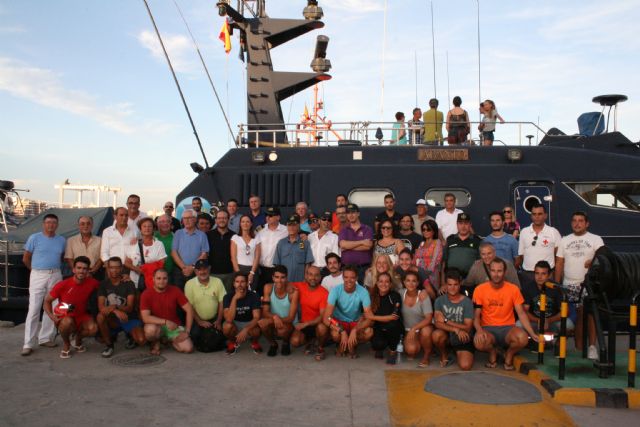 Espectacular ejercicio nocturno de adiestramiento en la Bahía de Águilas - 1, Foto 1