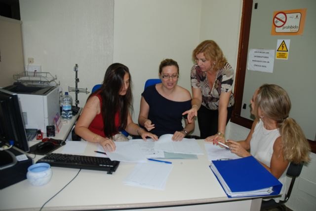 Familia e Igualdad de Oportunidades impulsará la tramitación de los expedientes de la Renta Básica de Inserción - 1, Foto 1