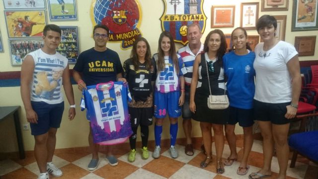 La Peña Barcelonista de Totana colabora con el Club Lorca Deportiva Féminas, Foto 2