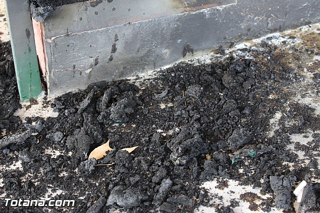 Denuncian actos vandlicos en el Colegio Tierno Galvn y otros - 14