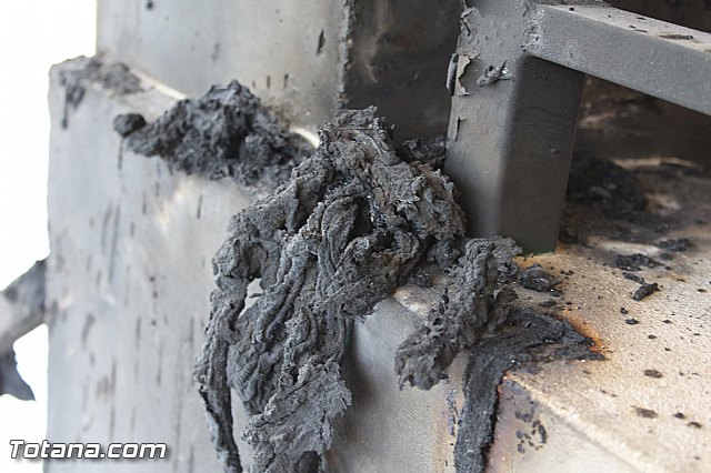 Denuncian actos vandlicos en el Colegio Tierno Galvn y otros - 21